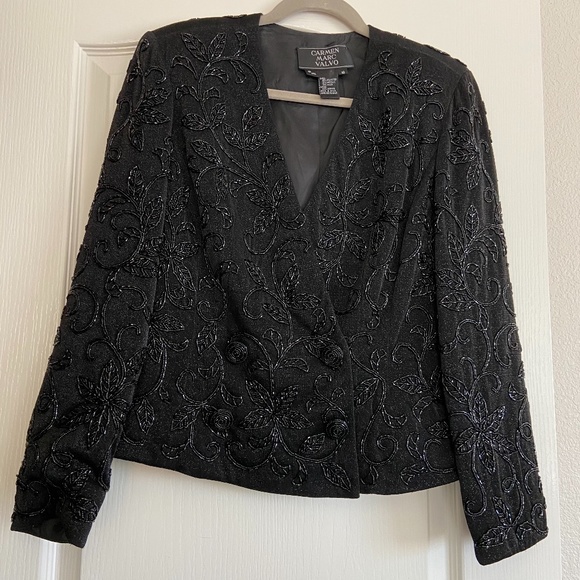 Carmen Marc Valvo beaded suit - Picture 2 of 7